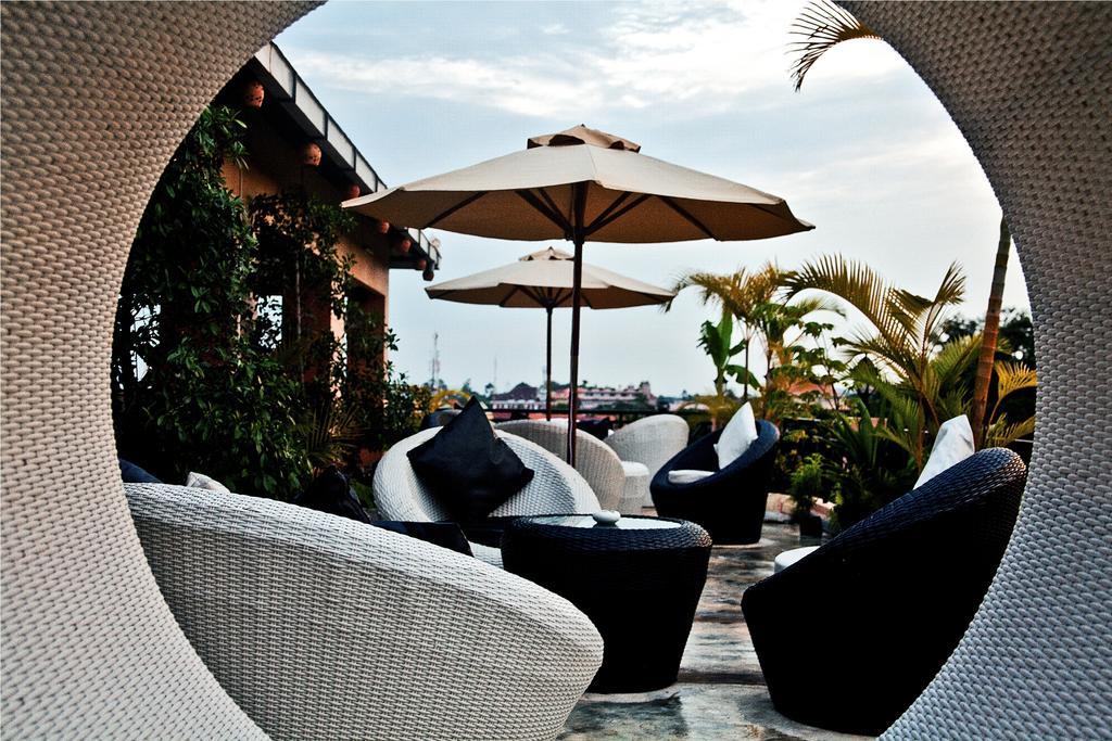 Jk Resident Hotel Sziemreap Kültér fotó